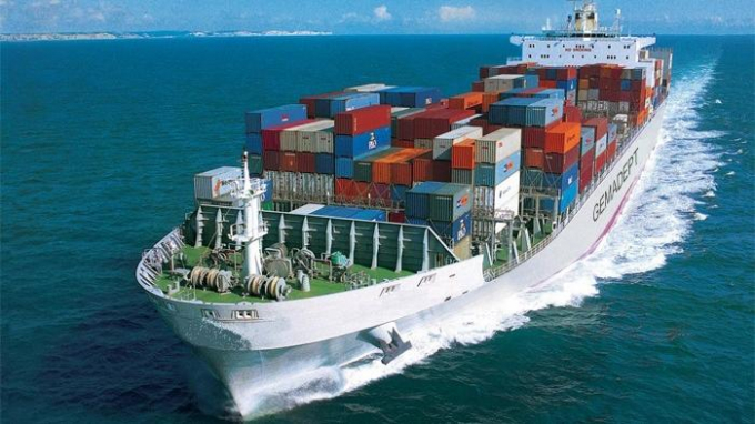 Nhiều doanh nghiệp xuất khẩu nông sản sang Trung Quốc chọn thông quan bằng đường biển, nhất là vào dịp cuối tháng 12/2021.